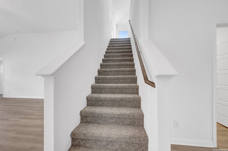 Spacious, unfurnished interior of a new home in Greenspoint Heights, Seguin (Image 34).