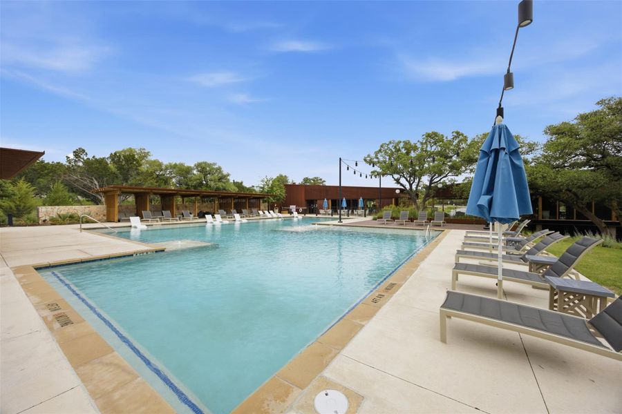 Community amenities in Wolf Ranch, Georgetown (Image 35).