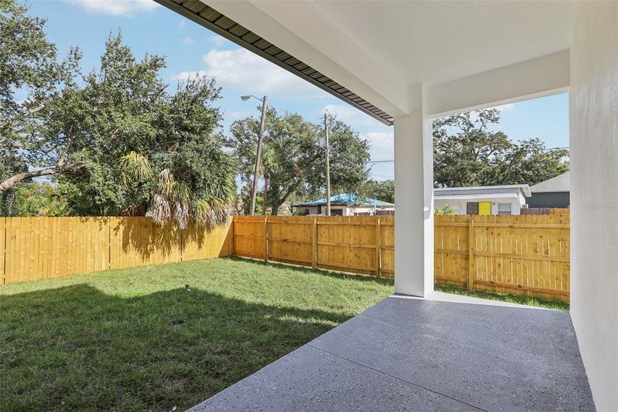Exterior details and patio area of a home in , Tampa (Image 31).