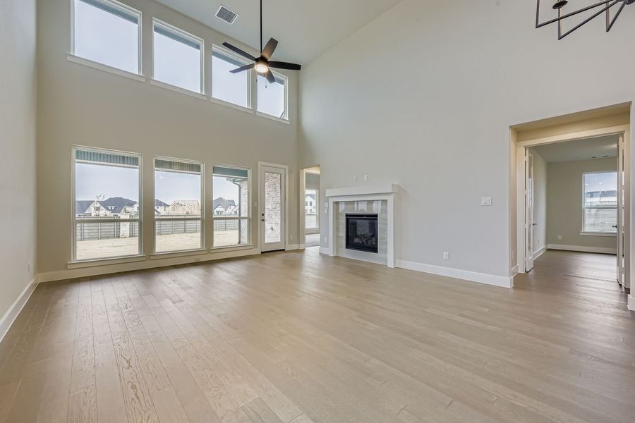 9016 Chestnut - Living Area