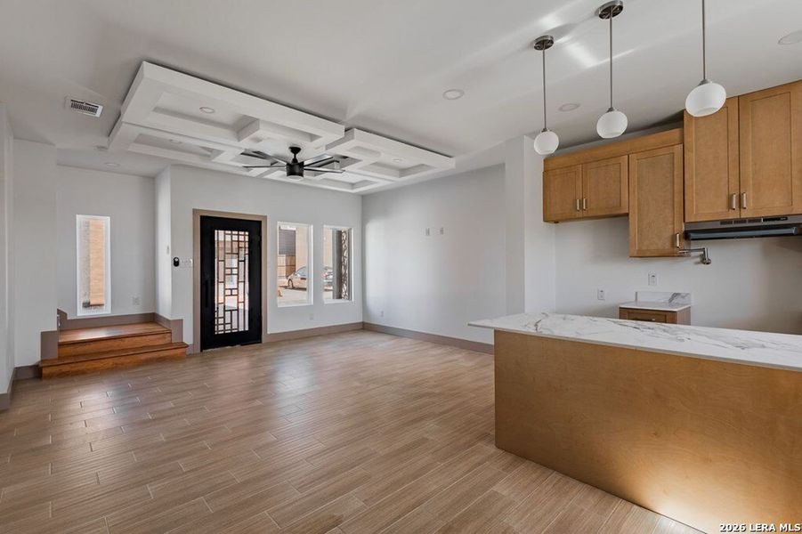 Image 33 of a home in .