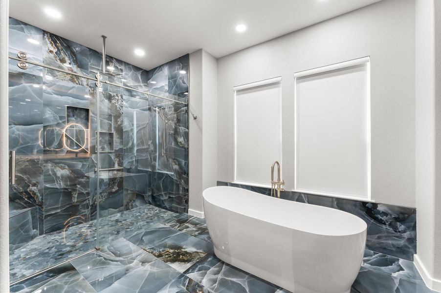 Furnished interior view inside a new home in , Rosharon (Image 18).