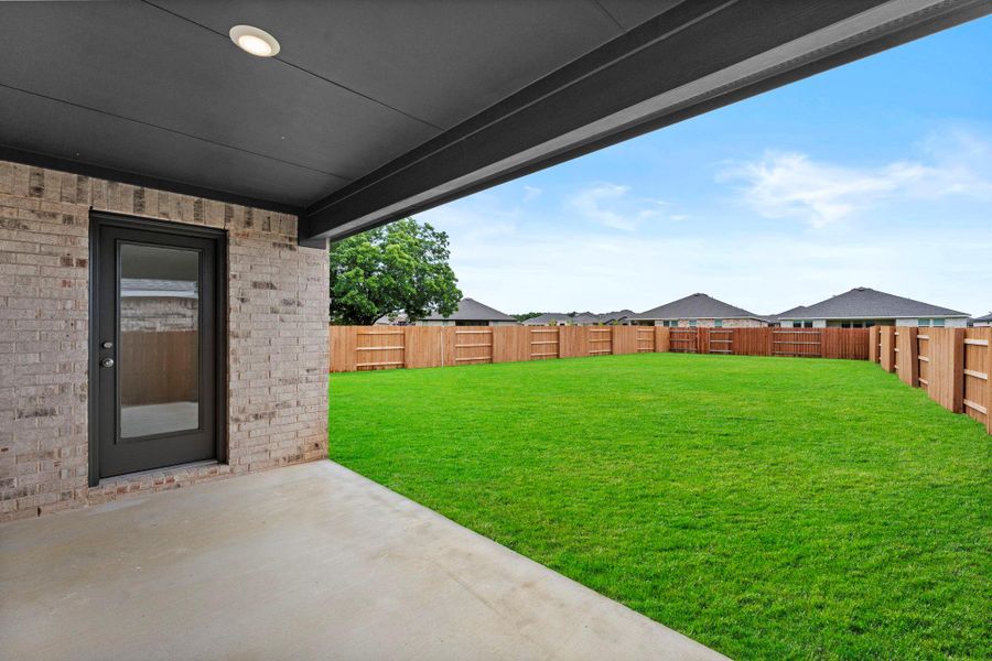 Exterior details and patio area of a home in Riverview, Georgetown (Image 3).