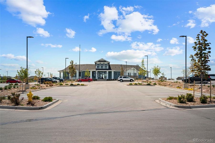 Community amenities in , Aurora (Image 37). Community amenities in , Aurora (Image 37).