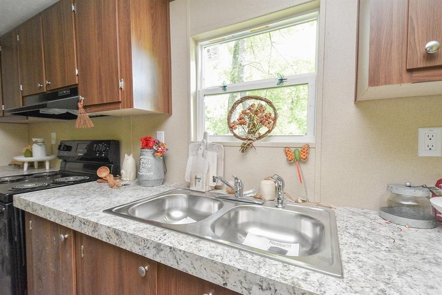 Image 12 of a home in .