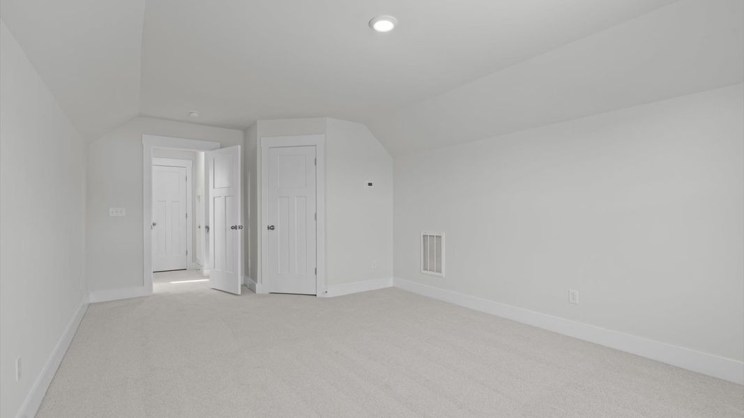 Furnished interior view inside a new home in Woodglen, Piedmont (Image 25).