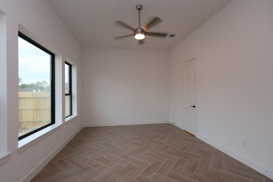 Spacious, unfurnished interior of a new home in Audubon – Ascent Collection, Magnolia (Image 17).