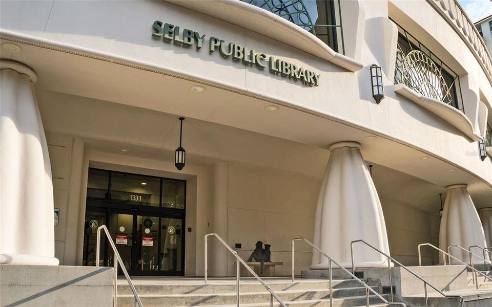 Image 38 of a home in . Image 38 of a home in .