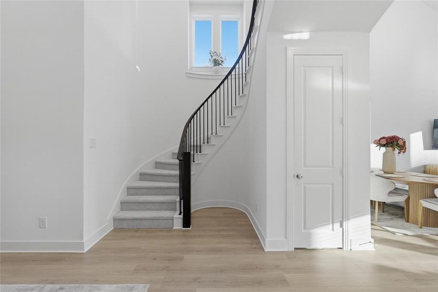 Spacious, unfurnished interior of a new home in Sonoma Verde, McLendon-Chisholm (Image 21).