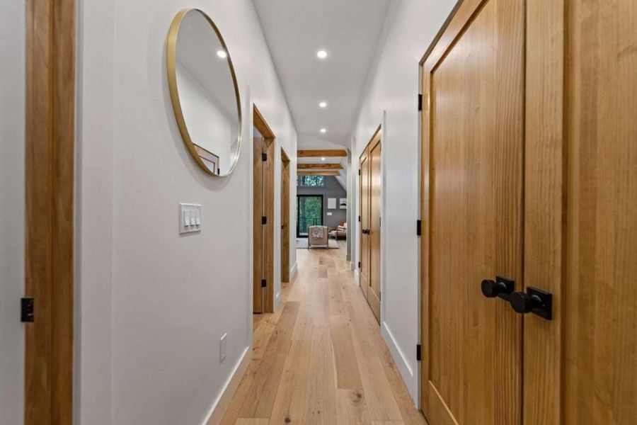 Image 70 of a home in .