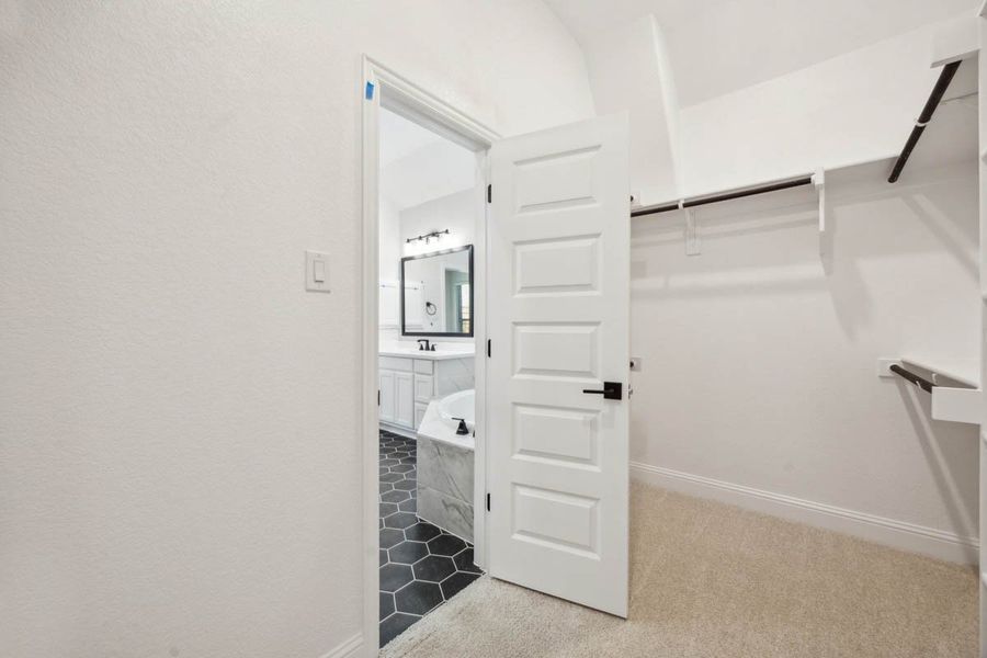 Furnished interior view inside a new home in Summer Crest, Fort Worth (Image 14). Furnished interior view inside a new home in Summer Crest, Fort Worth (Image 14).