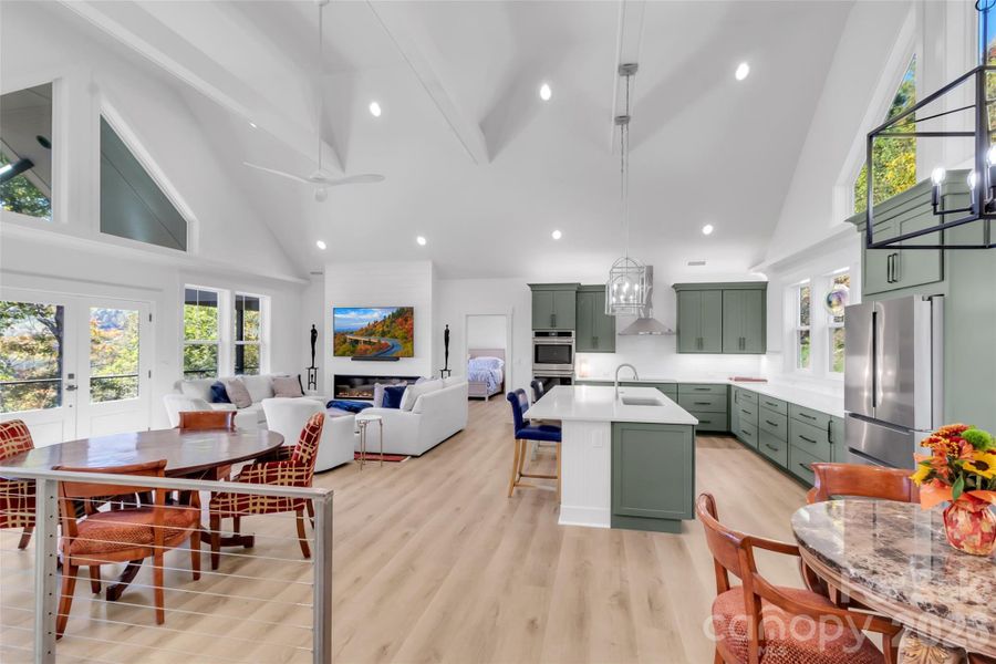 Image 44 of a home in .