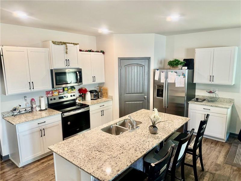 Furnished interior view inside a new home in Oakwood, Dallas (Image 10).