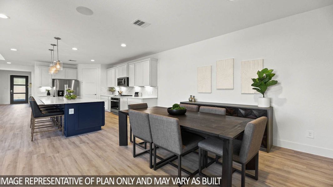 Furnished interior view inside a new home in River Ranch Estates, Dayton (Image 17).
