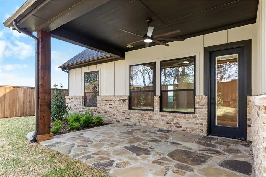 Exterior details and patio area of a home in , Sherman (Image 3).