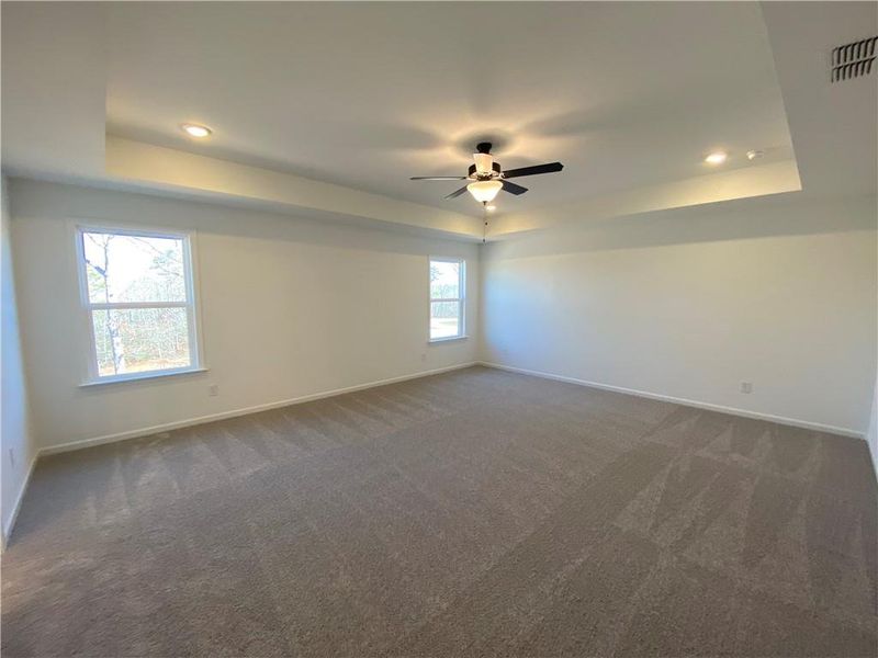 Spacious, unfurnished interior of a new home in Creekside, Dawsonville (Image 16).
