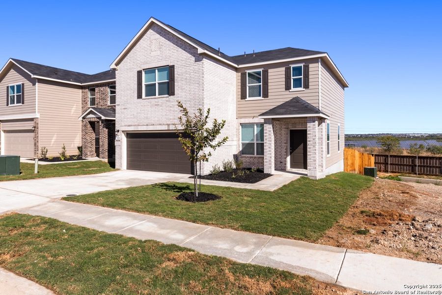 Image 10 of a home in Knox Ridge. Image 10 of a home in Knox Ridge.
