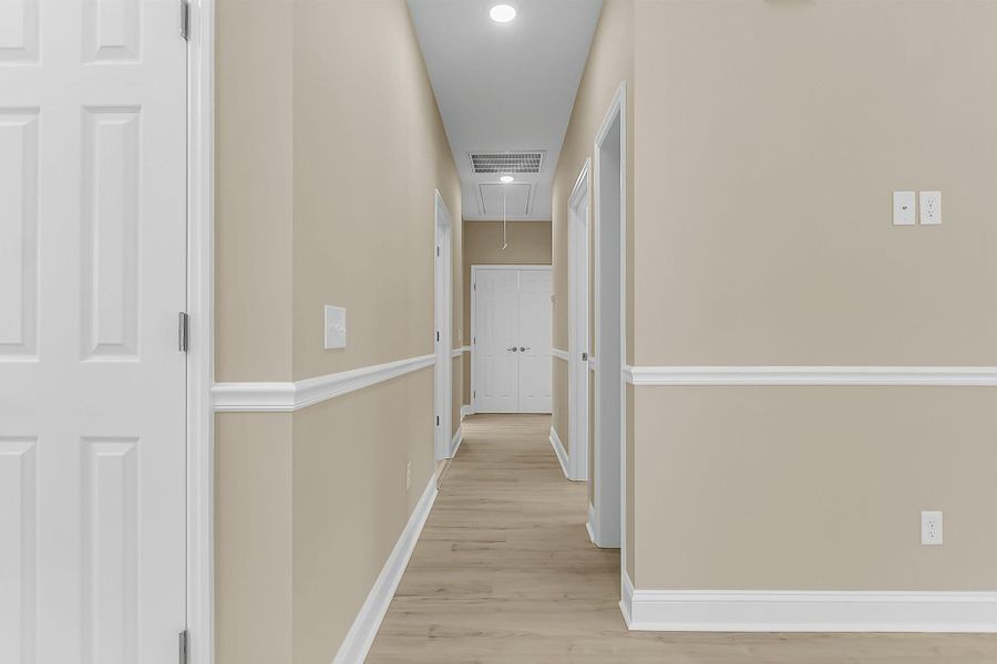 Spacious, unfurnished interior of a new home in , Round O (Image 31).