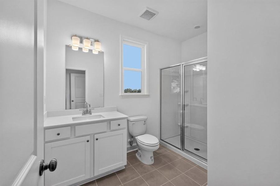 Furnished interior view inside a new home in Nichols Farm, Dacula (Image 8).