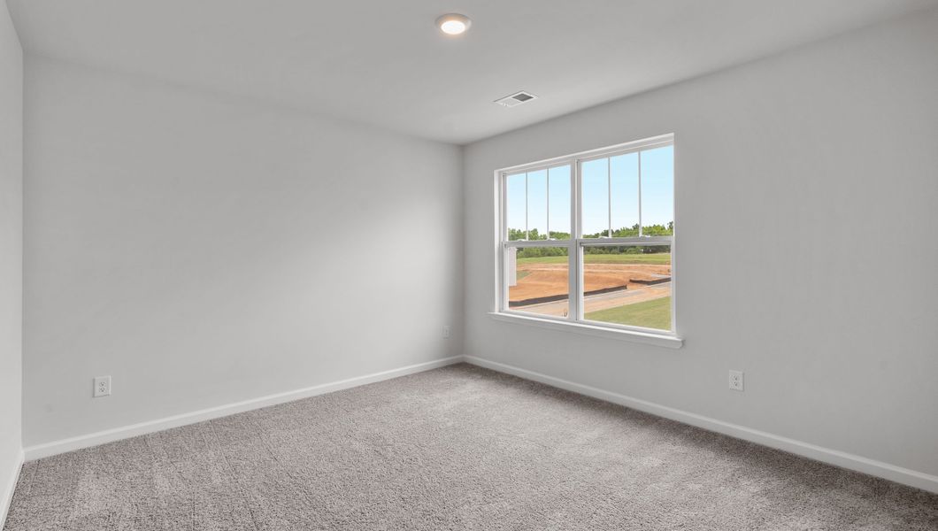Representative unfurnished interior of a home built from the Rachel by D.R. Horton in Treemont Commons, Wellford (Image 20).