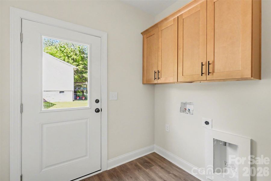 Spacious, unfurnished interior of a new home in , Gastonia (Image 22).