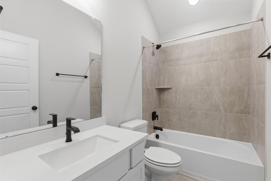 Furnished interior view inside a new home in Wildrye, Waller (Image 8).