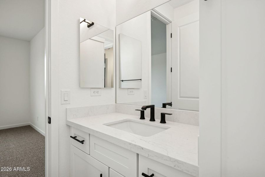 35-web-or-mls-20136-w-hazelwood-st