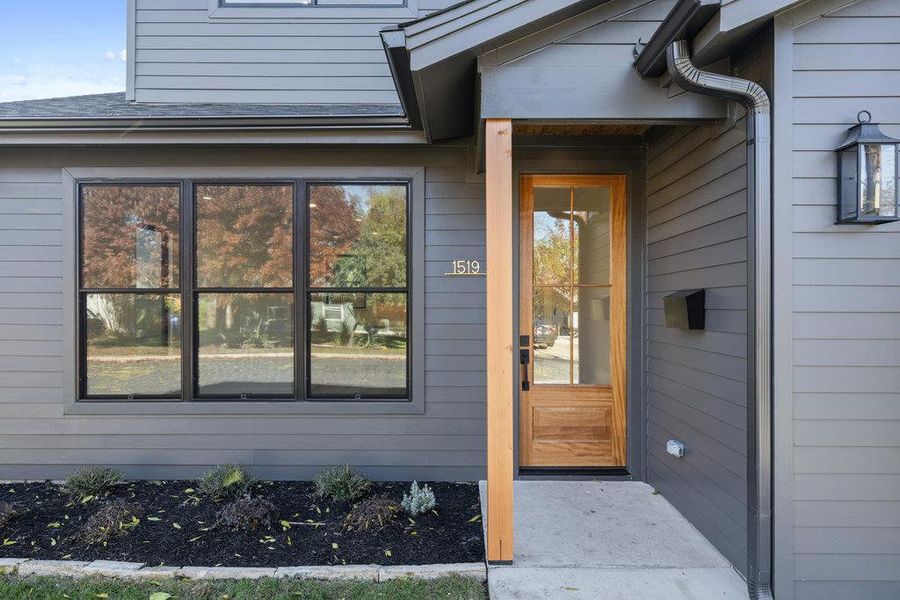 Exterior details and patio area of a home in , Austin (Image 4).