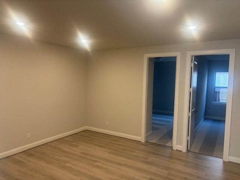 Spacious, unfurnished interior of a new home in Del Bello Lakes 60', Manvel (Image 7). Spacious, unfurnished interior of a new home in Del Bello Lakes 60', Manvel (Image 7).