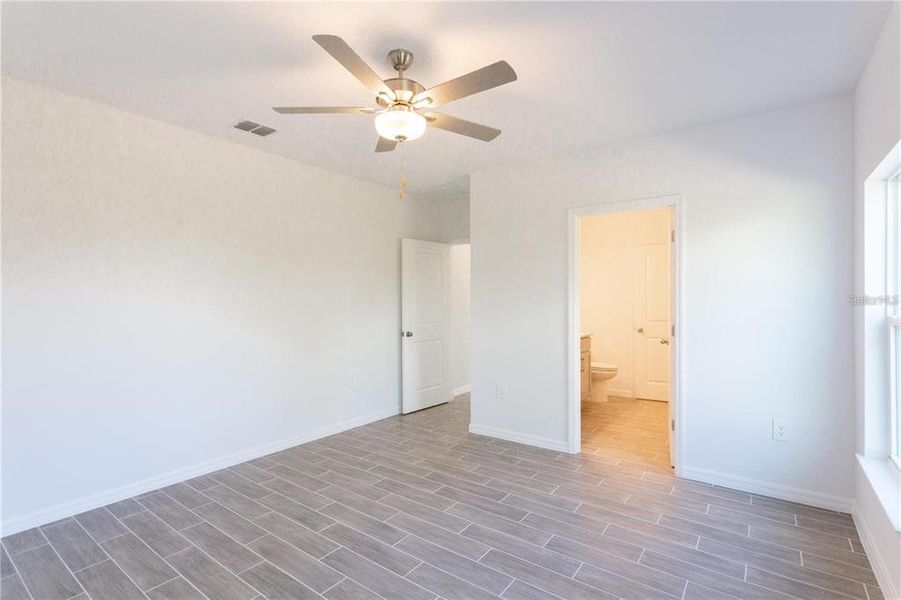 Spacious, unfurnished interior of a new home in , Port Charlotte (Image 26). Spacious, unfurnished interior of a new home in , Port Charlotte (Image 26).