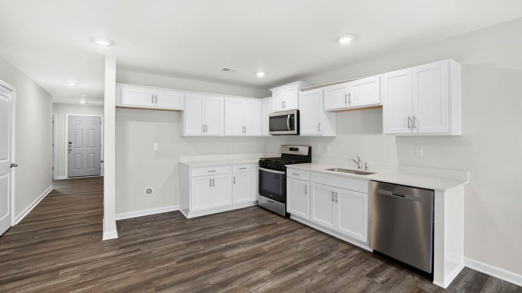 Furnished interior view inside a new home in Varner Station, Woodruff (Image 10).