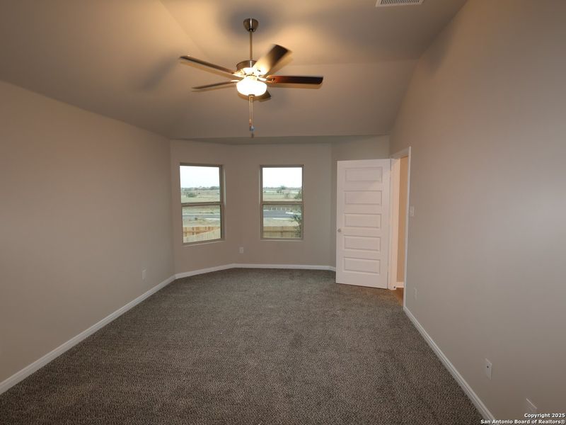 Spacious, unfurnished interior of a new home in Paloma Park, Converse (Image 35). Spacious, unfurnished interior of a new home in Paloma Park, Converse (Image 35).