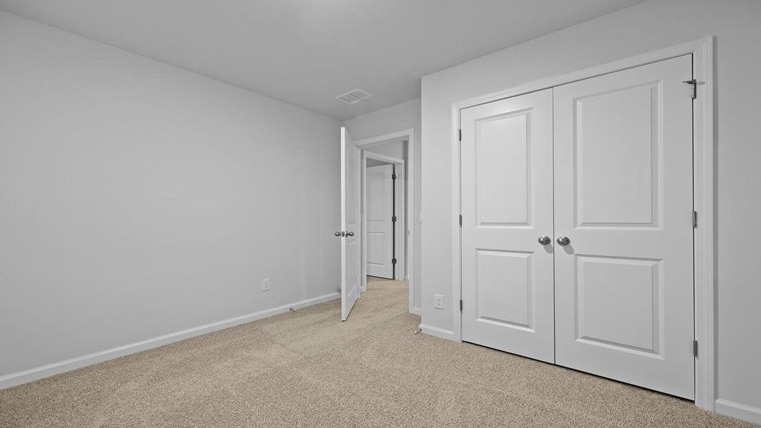 Spacious, unfurnished interior of a new home in Garbon Fields, Summerville (Image 24).