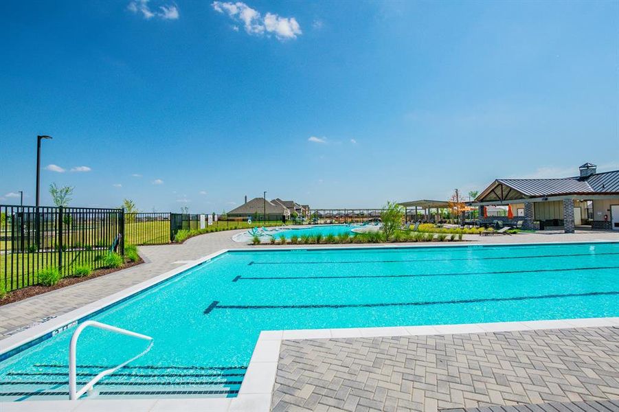 Community amenities in Lily Creek at Sutton Fields, Aubrey (Image 11).