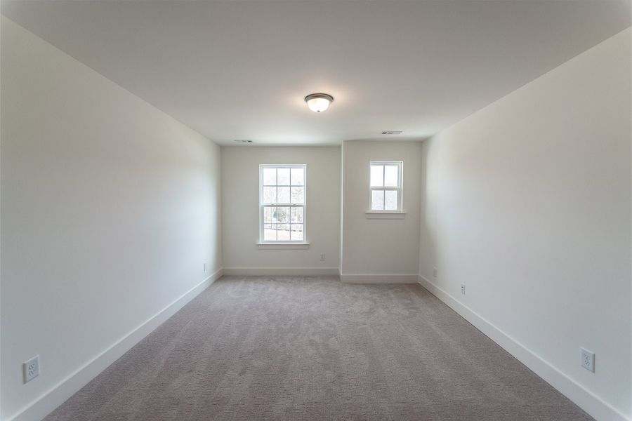 Spacious, unfurnished interior of a new home in Brush Creek, Fairview (Image 52).