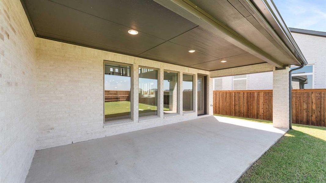 Spacious, unfurnished interior of a new home in Mosaic 50', Celina (Image 23).