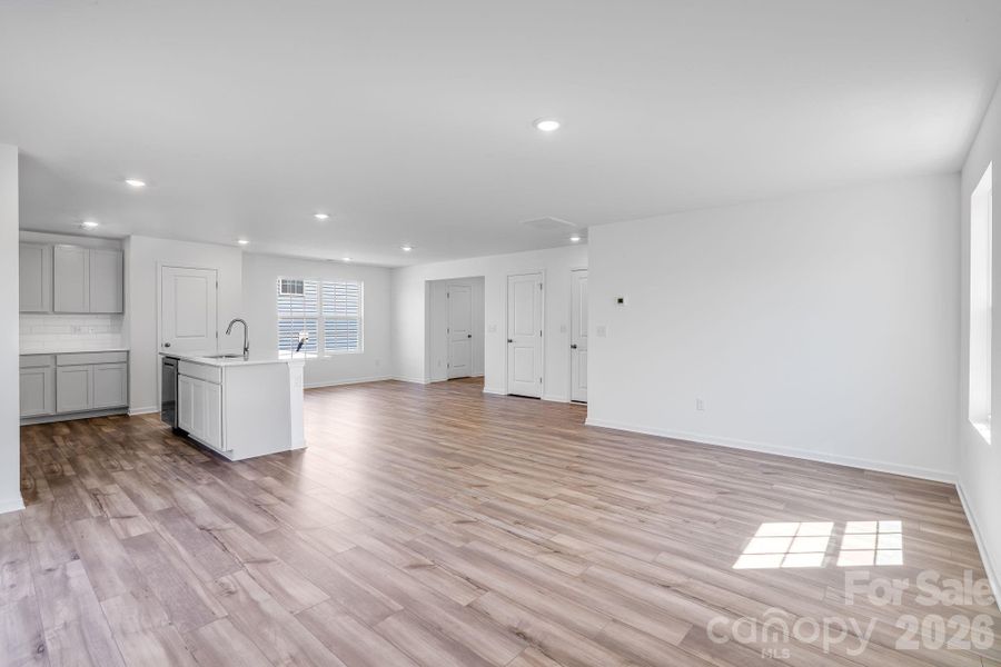 Spacious, unfurnished interior of a new home in Cleveland Hill, Shelby (Image 26).
