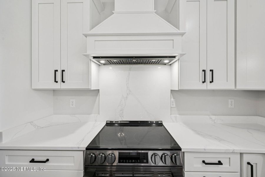 Close-up of interior finishes inside a home in , Palatka (Image 13).