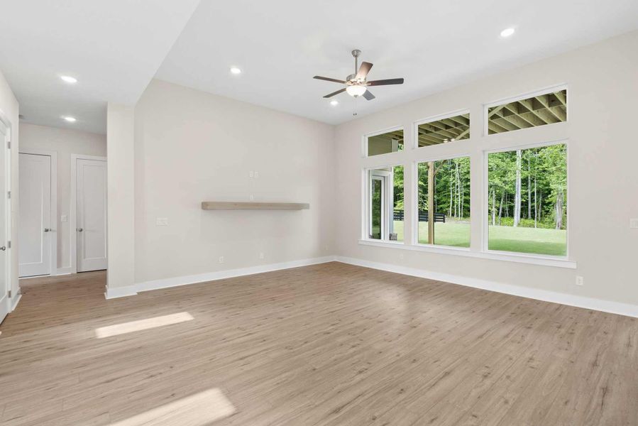 The Castlegrove - Family Room