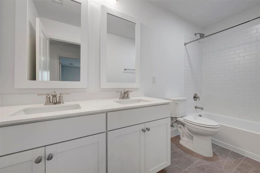 Furnished interior view inside a new home in Timberbrook, Justin (Image 16).