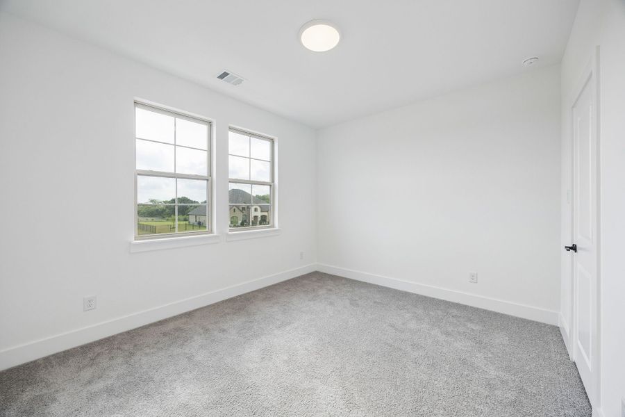 Spacious, unfurnished interior of a new home in Lakeway Estates, Waxahachie (Image 23). Spacious, unfurnished interior of a new home in Lakeway Estates, Waxahachie (Image 23).