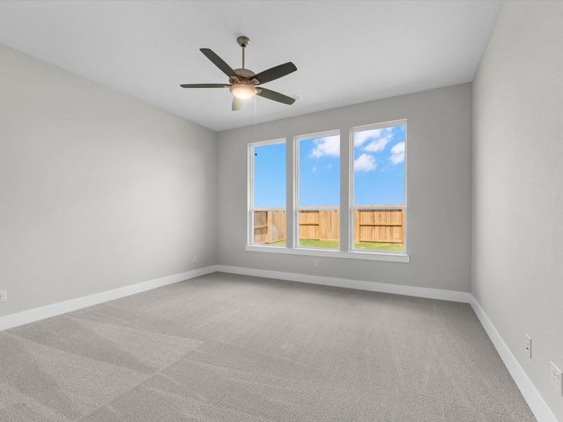 Spacious, unfurnished interior of a new home in Pecan Ridge, Fulshear (Image 16).