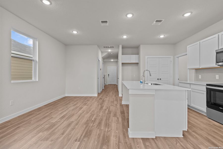 Furnished interior view inside a new home in Park Place, New Braunfels (Image 11).