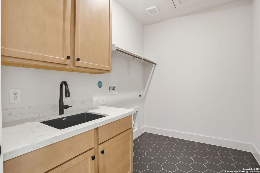 Image 28 of a home in Kinder Ranch 70's. Image 28 of a home in Kinder Ranch 70's.