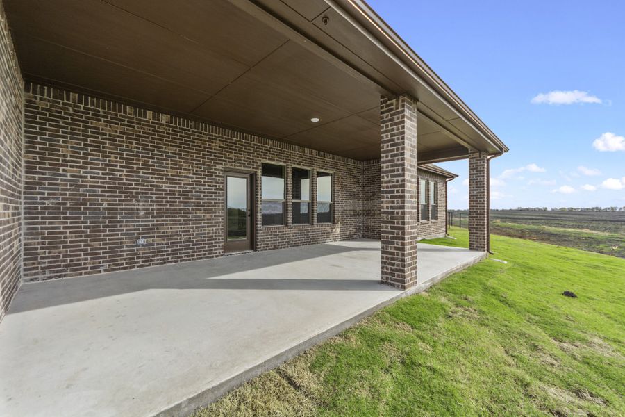 Representative exterior details of a home built from the Austin II by Robbie Hale Homes in High Meadows Estates, Nevada (Image 4). Representative exterior details of a home built from the Austin II by Robbie Hale Homes in High Meadows Estates, Nevada (Image 4).