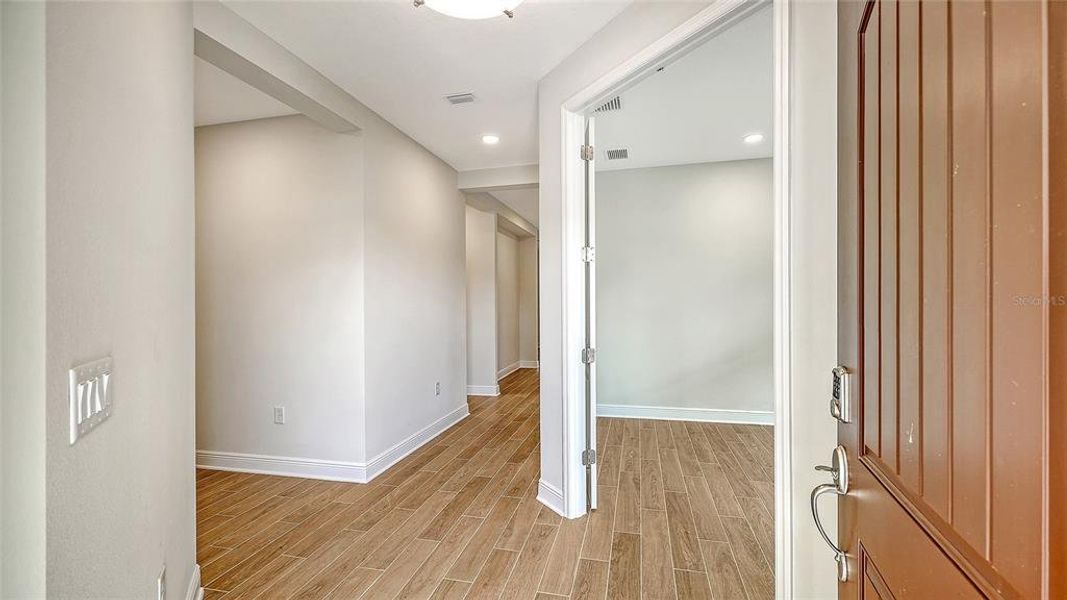 Spacious, unfurnished interior of a new home in Vicenza Real Estate and Homes for Sale in North Venice, FL - Neal Communities, Nokomis (Image 24). Spacious, unfurnished interior of a new home in Vicenza Real Estate and Homes for Sale in North Venice, FL - Neal Communities, Nokomis (Image 24).