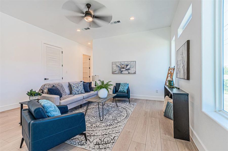 Furnished interior view inside a new home in , Dallas (Image 5).