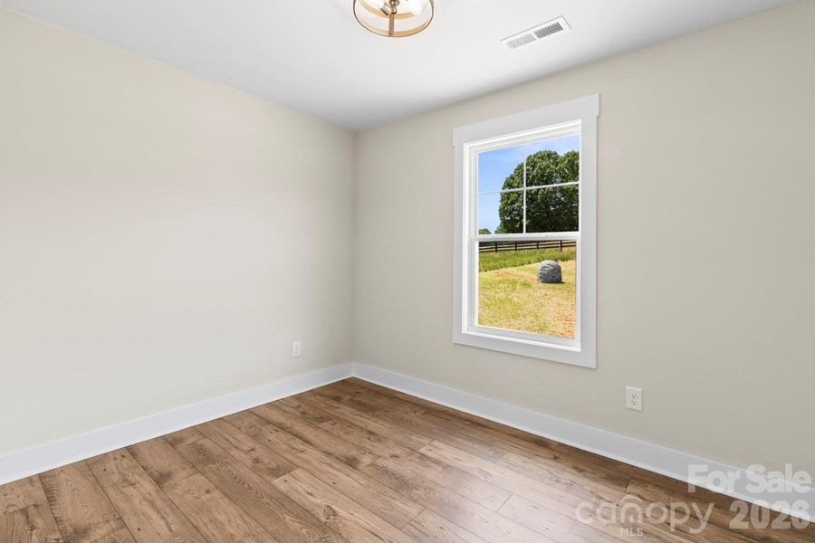 Spacious, unfurnished interior of a new home in , Lincolnton (Image 32).