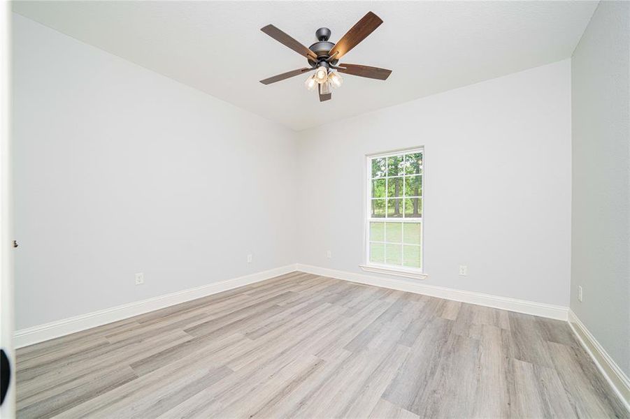 Spacious, unfurnished interior of a new home in , Gladewater (Image 16).