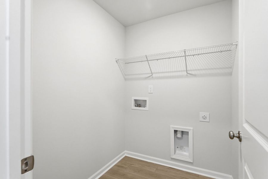 Spacious, unfurnished interior of a new home in Piper Creek, Newton (Image 23). Spacious, unfurnished interior of a new home in Piper Creek, Newton (Image 23).